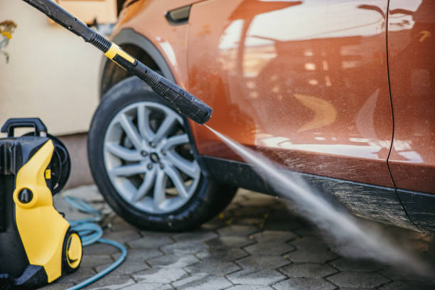 Best Pressure Washing Contractors  in Three Oaks, MI